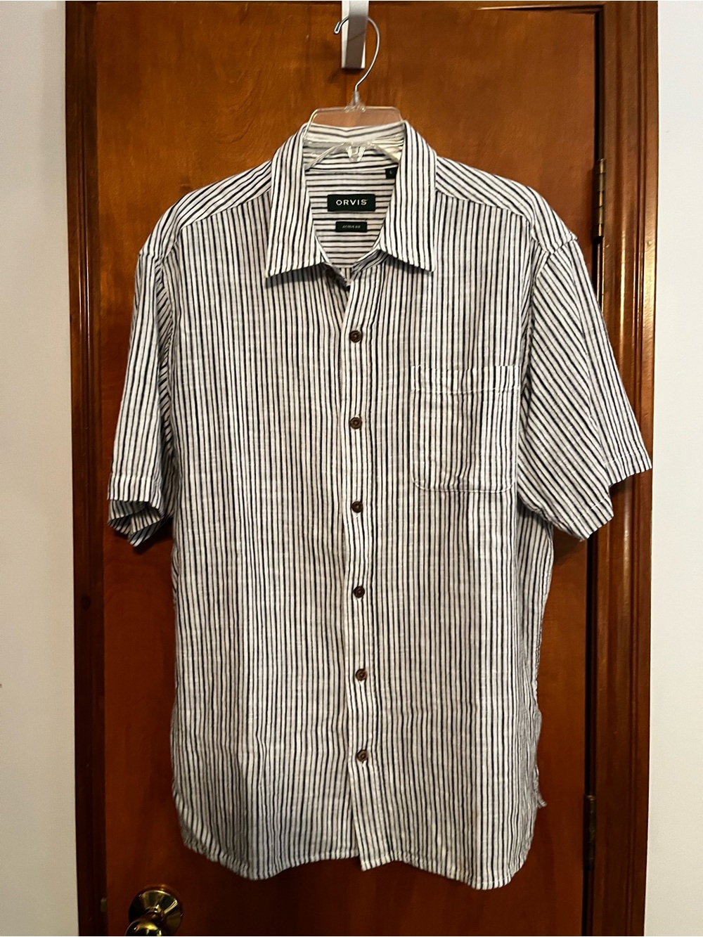 Orvis White & Navy Vertical Stripe Short-Sleeve Button-Down Shirt